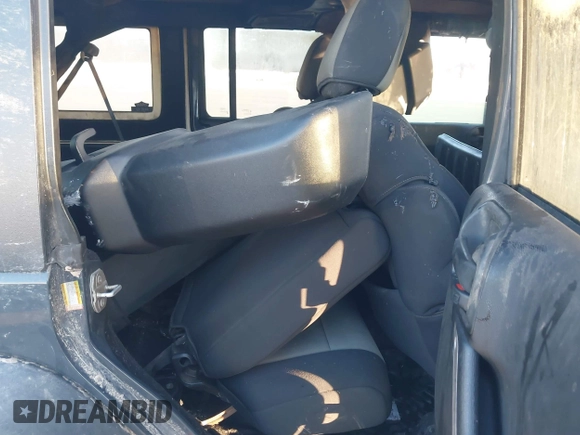 2018 Jeep Wrangler Unlimited Sport S with VIN 1C4BJWDG7JL884387, listed as a IAAI auction lot 41427788 with Not Provided miles and . Bid and sale history available at DreamBid. Image 8.