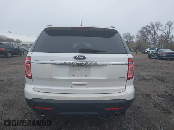 2013 Ford Explorer XLT with VIN 1FM5K8D87DGB07831, listed as a IAAI auction lot 42010689 with 202,306 mi miles and . Bid and sale history available at carsss.com. Image 16.