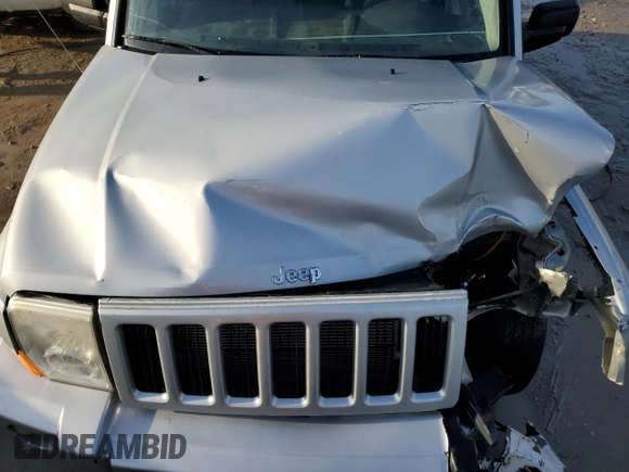 2006 Jeep Commander with VIN 1J8HG48KX6C195178, listed as a Copart auction lot 42204975 with 139,463 mi miles and Non Repairable. Bid and sale history available at carsss.com. Image 12.