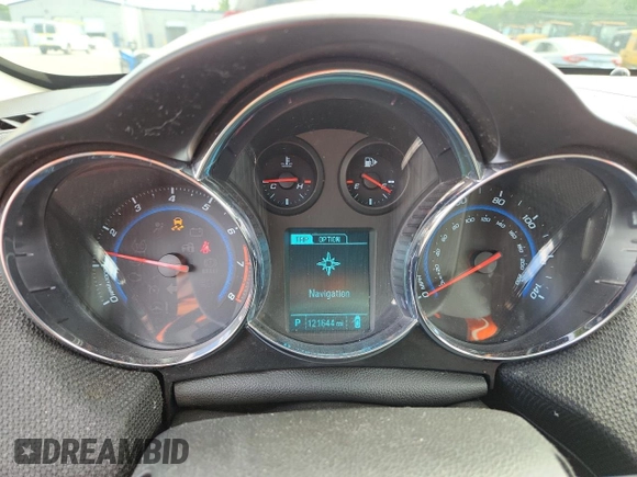 2014 Chevrolet Cruze 2LT z VIN 1G1PE5SB5E7120878, wystawiony jako Copart lot #58624755 z przebiegiem 121 644 mil mil oraz Szkoda całkowita • Salvage title. Historia ofert i sprzedaży dostępna na DreamBid. Obrazek 9.
