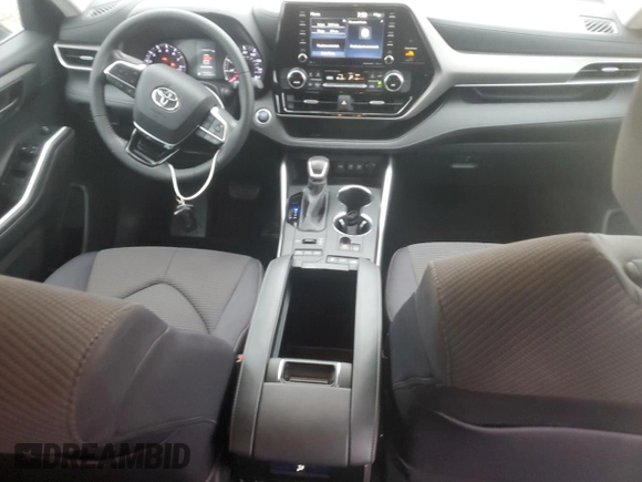 2020 Toyota Highlander LE with VIN 5TDBZRBH5LS517771, listed as a Copart auction lot 59154795 with 146,567 mi miles and Salvage title. Bid and sale history available at DreamBid. Image 8.