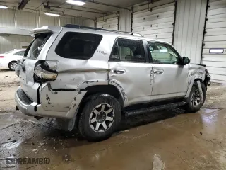 2024 Toyota 4Runner TRD Off Road with VIN JTEPU5JR7R6238642, listed as a Copart auction lot 42112705 with 0 mi miles and Salvage Title. Bid and sale history available at carsss.com. Image 3.