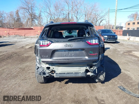 2019 Jeep Cherokee Trailhawk with VIN 1C4PJMBX6KD410391, listed as a IAAI auction lot 41821355 with 79,473 mi miles and . Bid and sale history available at DreamBid. Image 17.