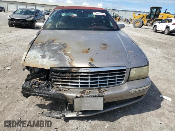 1998 Cadillac DeVille with VIN 1G6KD54Y4WU720710, listed as a Copart auction lot 73111524 with 0 mi miles and Salvage Title. Bid and sale history available at carsss.com. Image 5.