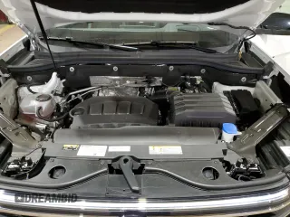 2024 Volkswagen Atlas Peak Edition SEL with VIN 1V2GR2CA1RC572824, listed as a Copart auction lot 86086774 with 7,098 mi miles and Salvage title. Bid and sale history available at DreamBid. Image 12.