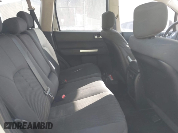 2007 Mitsubishi Endeavor LS with VIN 4A4MM21S87E080140, listed as a IAAI auction lot 41715165 with 241,401 mi miles. Bid and sale history available at carsss.com. Image 8.