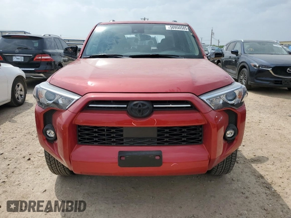 2024 Toyota 4Runner SR5 z VIN JTEEU5JR2R5308853, wystawiony jako Copart lot #50950585 z przebiegiem 14 081 mil mil oraz Czysty tytuł • Clean title. Historia ofert i sprzedaży dostępna na DreamBid. Obrazek 5.