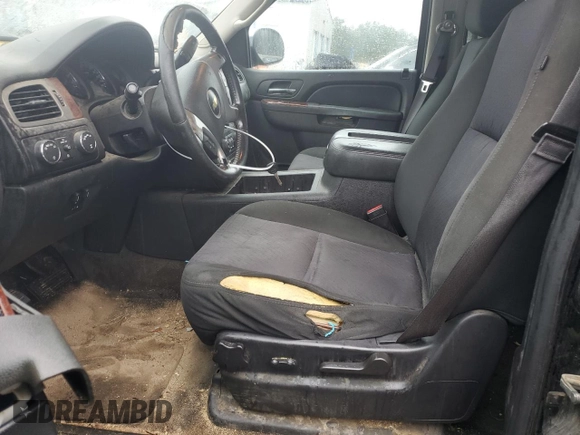 2013 Chevrolet Suburban LS with VIN 1GNSKHE75DR364141, listed as a Copart auction lot 74441114 with 286,960 mi miles and Salvage Title. Bid and sale history available at carsss.com. Image 7.