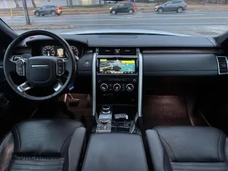 2018 Land Rover Discovery HSE Luxury with VIN SALRT2RV5JA050325, listed as a Copart auction lot 84754864 with 107,047 mi miles and Clean Title. Bid and sale history available at carsss.com. Image 9.