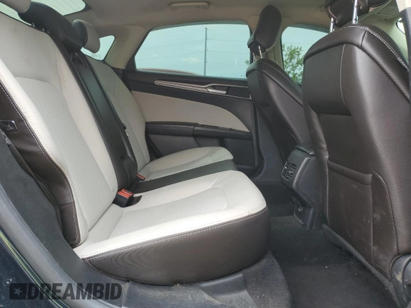 2020 Ford Fusion SE с VIN 3FA6P0HD7LR219884, выставлен на аукционе Copart как лот 57802645 с пробегом 43 520 миль миль и Списание • Salvage title. История ставок и продаж доступна на DreamBid. Изображение 10.