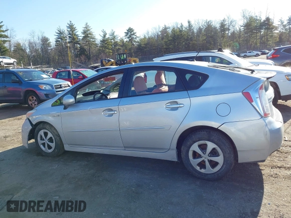 2013 Toyota Prius One with VIN JTDKN3DU8D5564853, listed as a IAAI auction lot 41973459 with 160,391 mi miles. Bid and sale history available at carsss.com. Image 15.