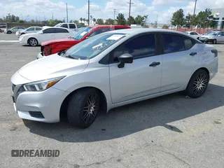 2020 Nissan Versa S z VIN 3N1CN8DVXLL882520, wystawiony jako IAAI lot #41896671 z przebiegiem 57 925 mil mil oraz . Historia ofert i sprzedaży dostępna na DreamBid. Obrazek 2.