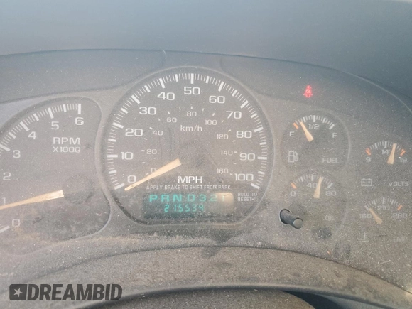 2002 Chevrolet Tahoe LT with VIN 1GNEK13Z32R130263, listed as a Copart auction lot 75677274 with 215,534 mi miles and Clean Title. Bid and sale history available at carsss.com. Image 9.
