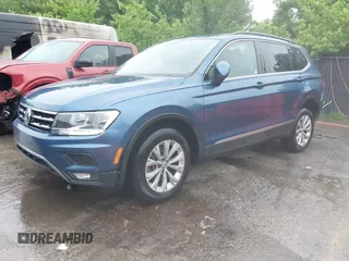 2018 Volkswagen Tiguan SEL with VIN 3VV2B7AX4JM019965, listed as a IAAI auction lot 42395783 with 107,822 mi miles and . Bid and sale history available at DreamBid. Image 17.