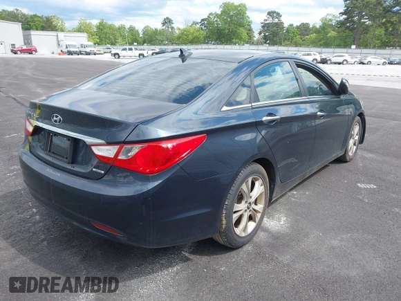 2011 Hyundai Sonata SE with VIN 5NPEC4AC2BH284055, listed as a IAAI auction lot 41921577 with 202,114 mi miles. Bid and sale history available at carsss.com. Image 4.