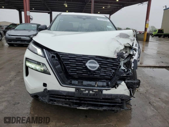 2023 Nissan Rogue S with VIN 5N1BT3AA3PC849472, listed as a Copart auction lot 50960365 with 53,172 mi miles and Clean title. Bid and sale history available at DreamBid. Image 5.
