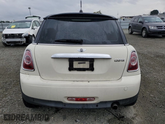2013 MINI Cooper Hardtop with VIN WMWSU3C50DT690601, listed as a Copart auction lot 48010965 with 0 mi miles and Non Repairable. Bid and sale history available at carsss.com. Image 6.