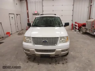 2005 Ford Expedition Eddie Bauer with VIN 1FMPU17525LA53438, listed as a IAAI auction lot 42009086 with 171,363 mi miles. Bid and sale history available at carsss.com. Image 6.