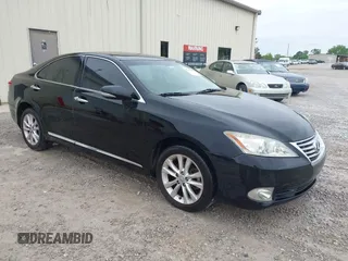 2011 Lexus ES with VIN JTHBK1EG0B2450851, listed as a IAAI auction lot 42101990 with 221,912 mi miles. Bid and sale history available at carsss.com. Image 1.
