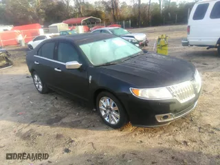 2011 Lincoln MKZ with VIN 3LNHL2GC6BR766674, listed as a IAAI auction lot 41171302 with 250,324 mi miles. Bid and sale history available at carsss.com. Image 1.