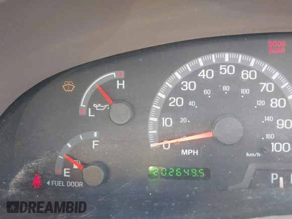 1999 Ford Expedition XLT z VIN 1FMPU18L2XLB77547, wystawiony jako IAAI lot #41161721 z przebiegiem 205 649 mil mil oraz . Historia ofert i sprzedaży dostępna na DreamBid. Obrazek 15.