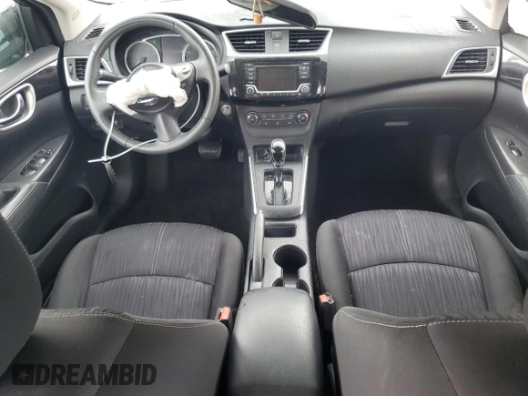 2017 Nissan Sentra SV z VIN 3N1AB7AP9HY357197, wystawiony jako Copart lot #58762495 z przebiegiem 68 998 mil mil oraz Szkoda całkowita • Salvage title. Historia ofert i sprzedaży dostępna na DreamBid. Obrazek 8.