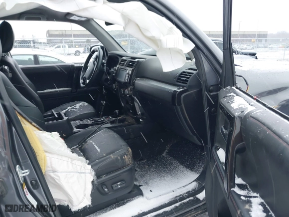 2019 Toyota 4Runner SR5 with VIN JTEBU5JR6K5639752, listed as a IAAI auction lot 41737523 with 85,173 mi miles. Bid and sale history available at carsss.com. Image 5.
