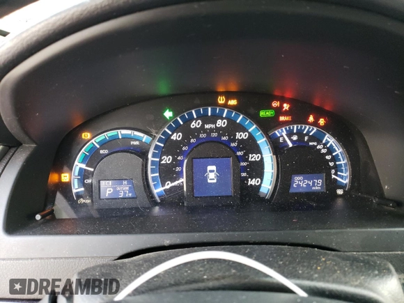 2012 Toyota Camry XLE z VIN 4T1BD1FK5CU046816, wystawiony jako Copart lot #52141865 z przebiegiem 242 479 mil mil oraz Szkoda całkowita • Salvage title. Historia ofert i sprzedaży dostępna na DreamBid. Obrazek 9.
