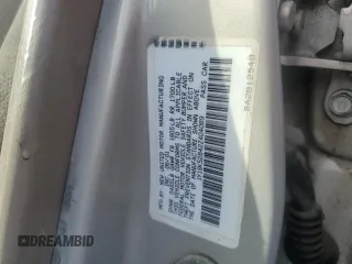 2002 Chevrolet Prizm z VIN 1Y1SK52842Z404089, wystawiony jako Copart lot #49103545 z przebiegiem 134 794 mil mil oraz Szkoda całkowita • Salvage title. Historia ofert i sprzedaży dostępna na DreamBid. Obrazek 12.