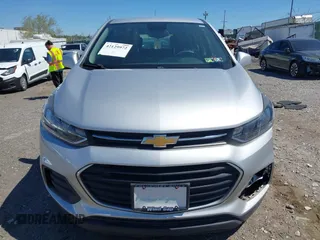 2018 Chevrolet Trax LS with VIN 3GNCJKSB1JL420107, listed as a IAAI auction lot 42129972 with 595,541 mi miles. Bid and sale history available at carsss.com. Image 11.