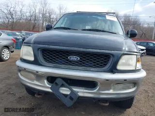 1998 Ford F-150 Standard with VIN 1FTZF18W0WNC16138, listed as a IAAI auction lot 41688951 with 354,669 mi miles. Bid and sale history available at carsss.com. Image 19.