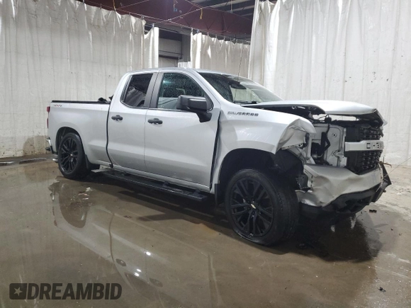 2019 Chevrolet Silverado 1500 Custom with VIN 1GCRYBEH0KZ395614, listed as a Copart auction lot 82385934 with 54,289 mi miles and Salvage Title. Bid and sale history available at DreamBid. Image 4.