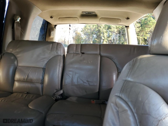 1998 Chevrolet Tahoe with VIN 1GNEK13R2WJ346738, listed as a Copart auction lot 82112764 with 135,422 mi miles and Salvage Title. Bid and sale history available at carsss.com. Image 10.