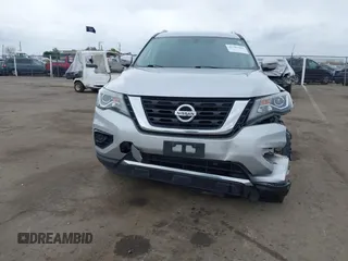 2018 Nissan Pathfinder SL with VIN 5N1DR2MN6JC612384, listed as a IAAI auction lot 41787986 with 149,247 mi miles. Bid and sale history available at carsss.com. Image 12.