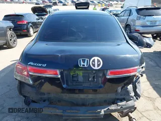 2011 Honda Accord EX z VIN 1HGCP2F70BA036181, wystawiony jako IAAI lot #41996641 z przebiegiem 214 601 mil mil oraz . Historia ofert i sprzedaży dostępna na DreamBid. Obrazek 17.
