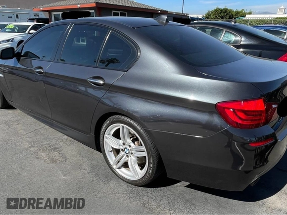 2013 BMW 5 Series 535i with VIN WBAFR7C59DC818571, listed as a Copart auction lot 51173235 with 158,098 mi miles and Clean Title. Bid and sale history available at DreamBid. Image 3.