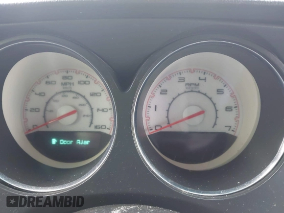 2011 Dodge Challenger with VIN 2B3CJ4DG8BH588321, listed as a IAAI auction lot 41735639 with 1 mi miles. Bid and sale history available at carsss.com. Image 7.