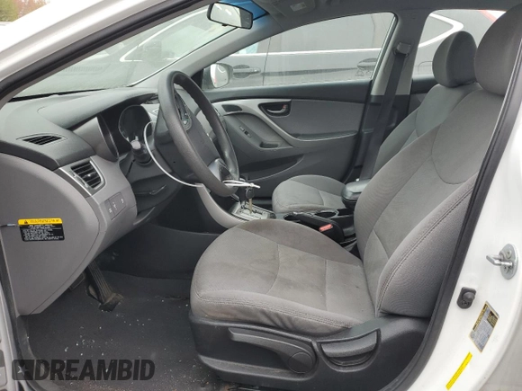 2013 Hyundai Elantra GLS z VIN 5NPDH4AE1DH424095, wystawiony jako Copart lot #52617945 z przebiegiem Nie podano mil oraz Szkody całkowita. Historia ofert i sprzedaży dostępna na DreamBid. Obrazek 7.