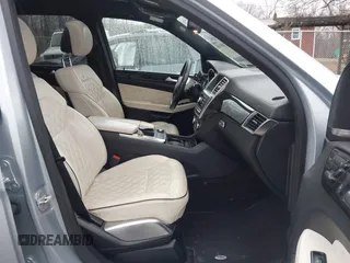 2016 Mercedes-Benz GL with VIN 4JGDF7DE3GA655476, listed as a IAAI auction lot 41710919 with 164,831 mi miles. Bid and sale history available at carsss.com. Image 5.