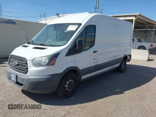 2016 Ford Transit Cargo z VIN 1FTYR2CG7GKB54149, wystawiony jako IAAI lot #41631962 z przebiegiem 151 824 mil mil oraz . Historia ofert i sprzedaży dostępna na DreamBid. Obrazek 18.
