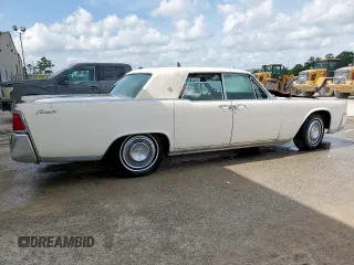 1964 Lincoln Continental z VIN 4Y82N417604, wystawiony jako Copart lot #58056575 z przebiegiem 37 412 mil mil oraz Szkoda całkowita • Salvage title. Historia ofert i sprzedaży dostępna na DreamBid. Obrazek 3.