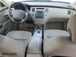 2006 Hyundai Azera SE with VIN KMHFC46F56A039489, listed as a Copart auction lot 86873074 with 88,264 mi miles and Clean Title. Bid and sale history available at carsss.com. Image 8.