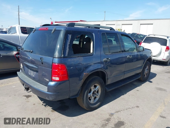 2005 Ford Explorer XLT с VIN 1FMZU63K65UA11317, выставлен на аукционе IAAI как лот 42603292 с пробегом 218 625 миль миль и . История ставок и продаж доступна на DreamBid. Изображение 4.