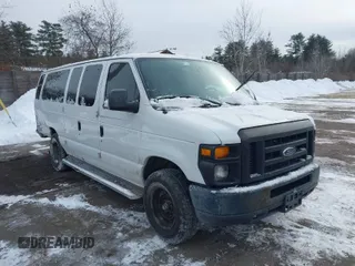 2012 Ford Econoline Passenger XL z VIN 1FBSS3BL2CDB31587, wystawiony jako IAAI lot #41380287 z przebiegiem 131 065 mil mil oraz . Historia ofert i sprzedaży dostępna na DreamBid. Obrazek 1.