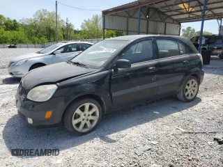 2008 Kia Rio LX with VIN KNADE163886415356, listed as a Copart auction lot 53208515 with 137,000 mi miles and Clean Title. Bid and sale history available at carsss.com. Image 1.