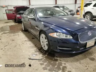 2014 Jaguar XJ Portfolio with VIN SAJWJ2GD7E8V67473, listed as a Copart auction lot 43968705 with 99,146 mi miles and Salvage title. Bid and sale history available at DreamBid. Image 13.