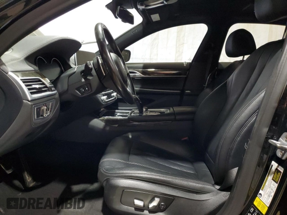 2019 BMW 7 Series 740i xDrive with VIN WBA7E4C50KGV28708, listed as a Copart auction lot 55141895 with 130,925 mi miles and Clean title. Bid and sale history available at DreamBid. Image 7.