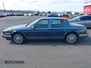 1986 Cadillac Seville z VIN 1G6KS6989GU813079, wystawiony jako IAAI lot #41732353 z przebiegiem Nie podano mil oraz . Historia ofert i sprzedaży dostępna na DreamBid. Obrazek 14.