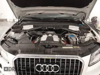 2016 Audi Q5 Prestige with VIN WA1W7AFP7GA001712, listed as a IAAI auction lot 41586298 with 98,725 mi miles. Bid and sale history available at carsss.com. Image 10.