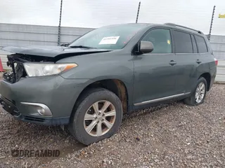 2013 Toyota Highlander with VIN 5TDZA3EH5DS038119, listed as a IAAI auction lot 41753356 with Not Provided miles and . Bid and sale history available at DreamBid. Image 17.